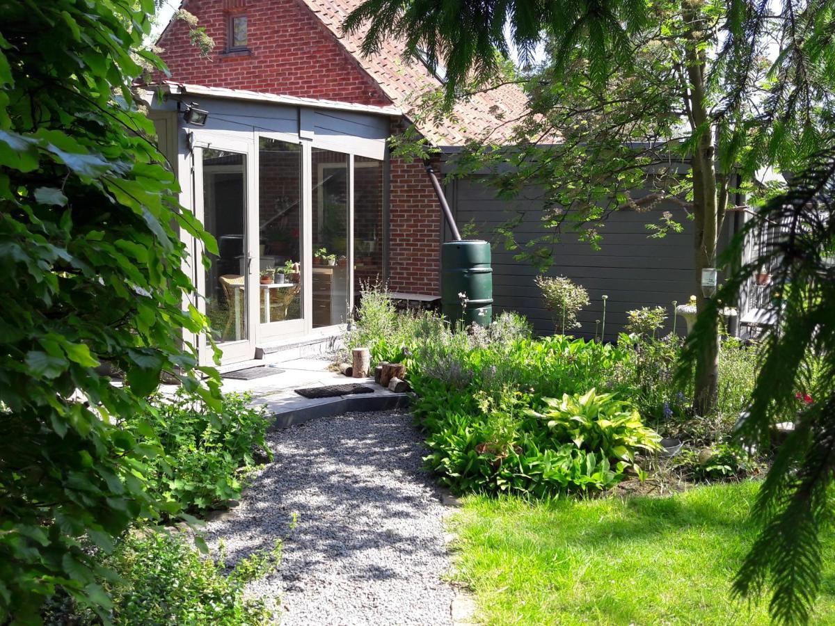 Bed and Breakfast 't Gezellig huizeke Zoersel Exterior foto